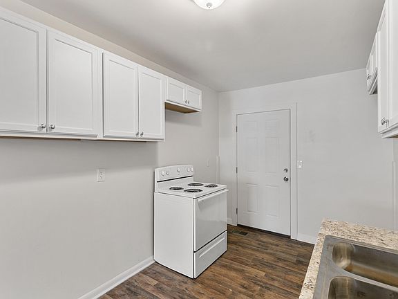 5th image of 1360 N Range St APT 1