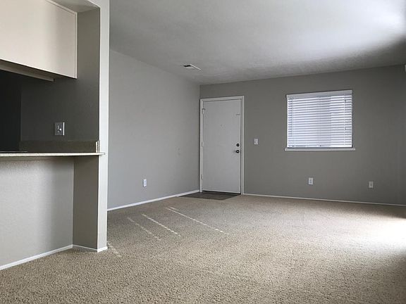 3rd image of 5148 El Camino Ave APT 24
