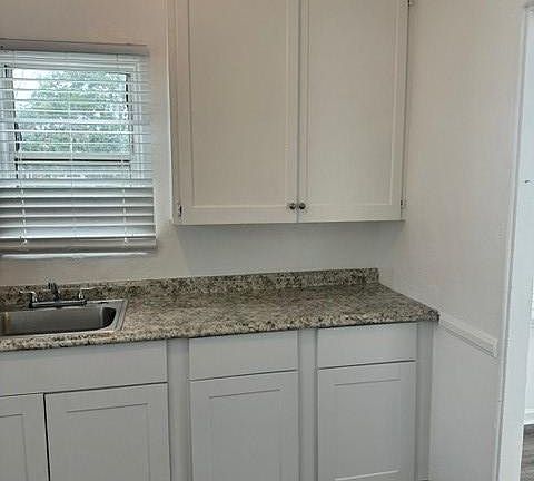2nd image of 4228 33rd St