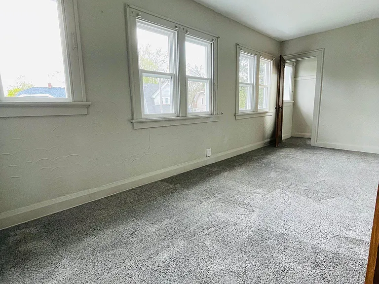 521 Shasta Dr — Photo 18
