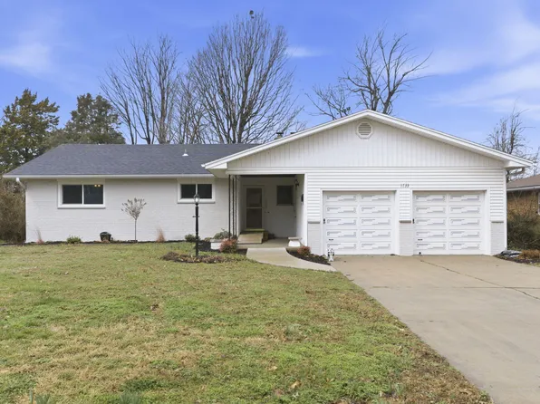1733 S Lancaster Avenue, Springfield, MO 65807