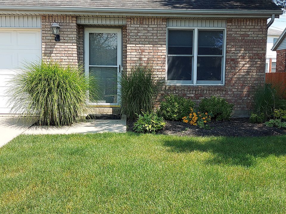 1st image of 273 Woodlawn Dr APT A