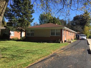 233 S Chase Ave, Lombard, IL 60148