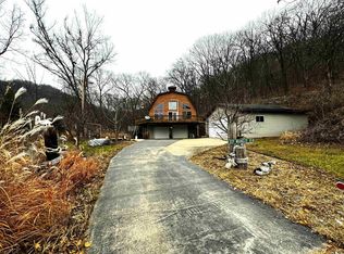 810 Oak St, Ferryville, WI 54628