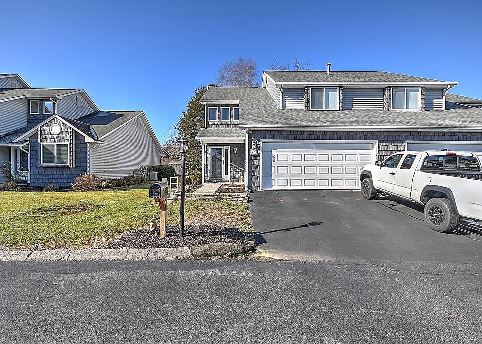1st image of 390 Kriswood Dr
