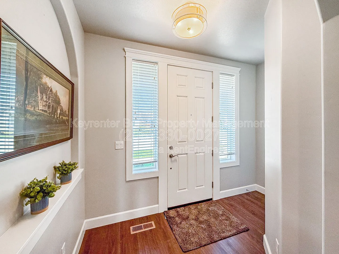 3 bed, 2.0 bath, 1667 sqft, $2,570 — Photo 2