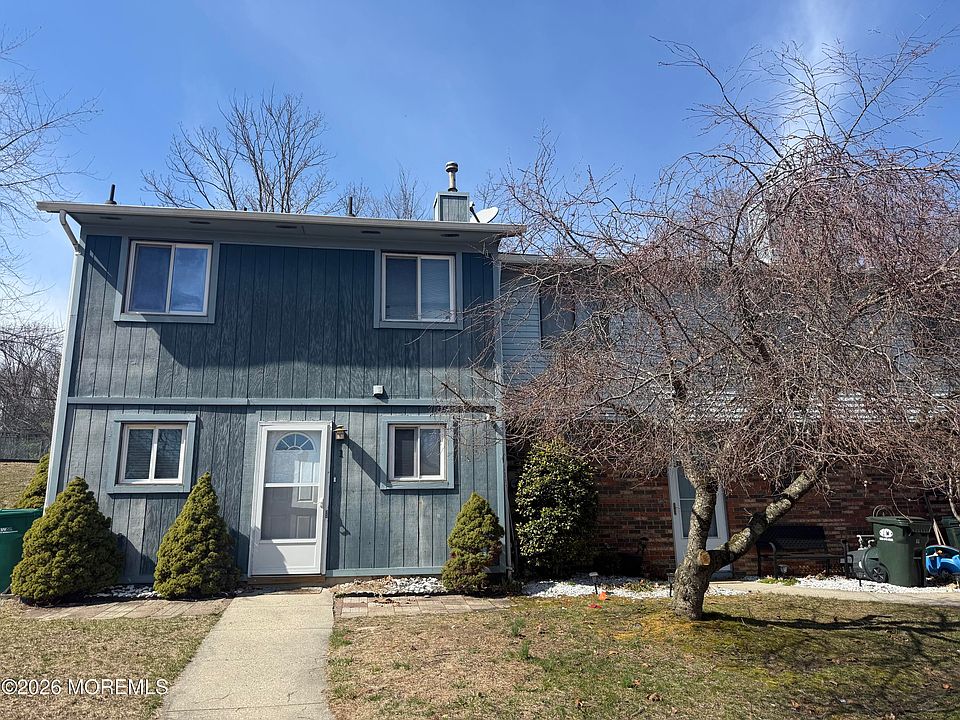 1st image of 1 Max Place