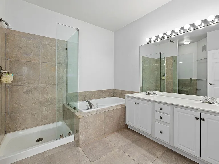 4363 Wilson Valley Dr #404 — Photo 17