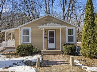 1515 Laurel St, Highland, IL