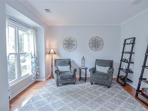 5th image of 319 Wickley Way
