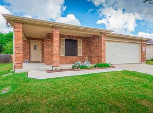 124 Loon Lake Dr, Kyle, TX 78640