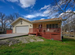 152 E Lakeshore Dr, Cherokee Village, AR 72529