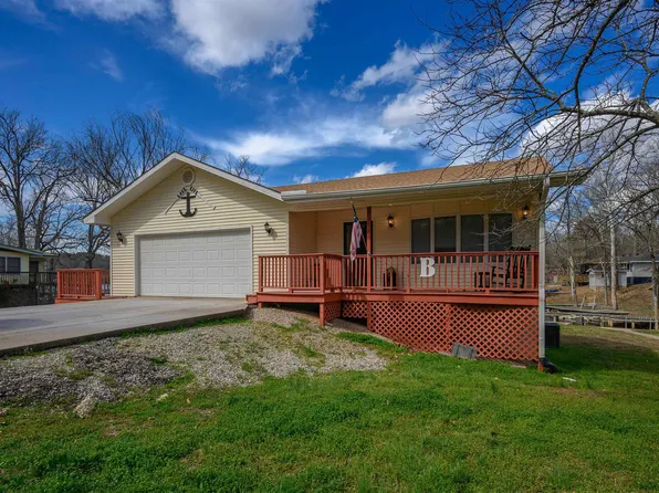 152 E Lakeshore Dr, Cherokee Village, AR 72529