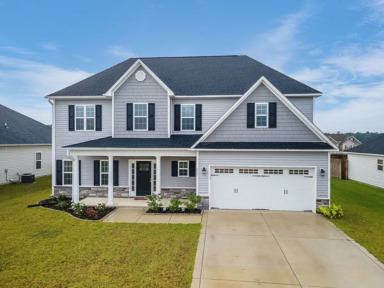 917 Uplands Ln — Photo 2