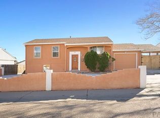32 Churchill Rd, Pueblo, CO 81001