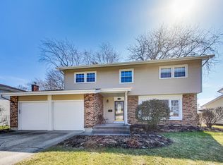 1113 E Linden Ln, Mount Prospect, IL