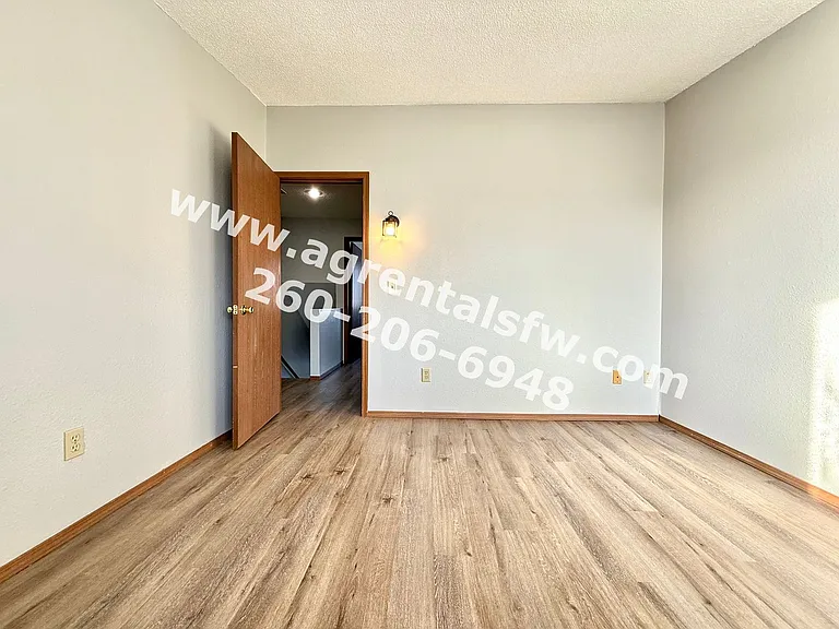 2718 Sherman Blvd — Photo 19