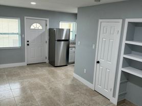 1743 Rainbow Dr, Clearwater, FL