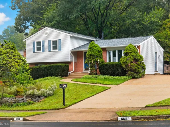 6613 Holford Ln, Springfield, VA 22152