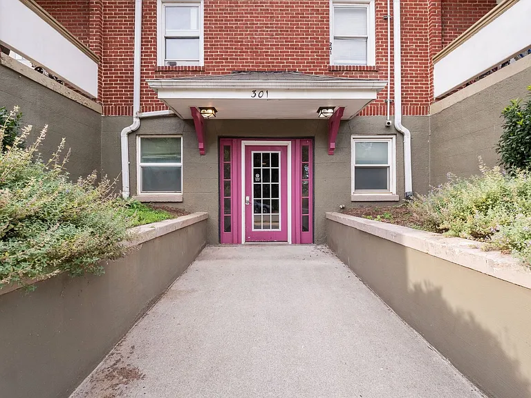 Gilmer Apartments — Photo 2