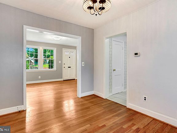 5th image of 2174 N Brandywine St
