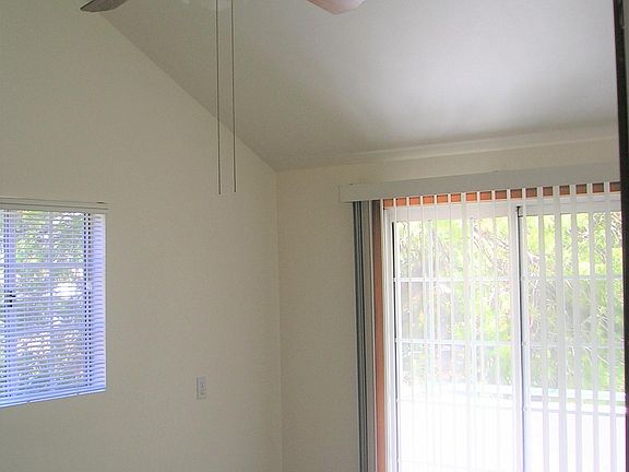 5th image of 203 Fox St #B