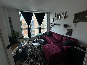 Rented by Loom Capital Group Inc.