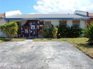 15021 SW 113th Pl, Miami, FL 33176