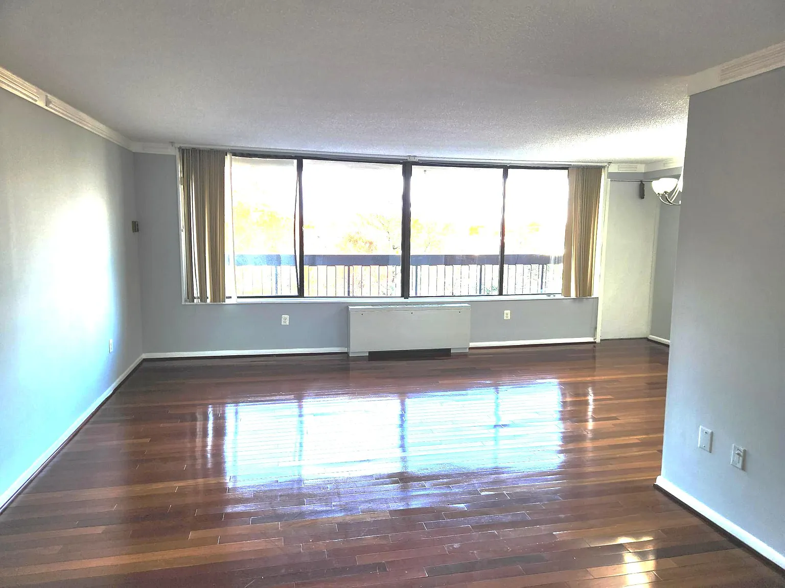 2 bed, 1316 sqft, $2,600 — Photo 4