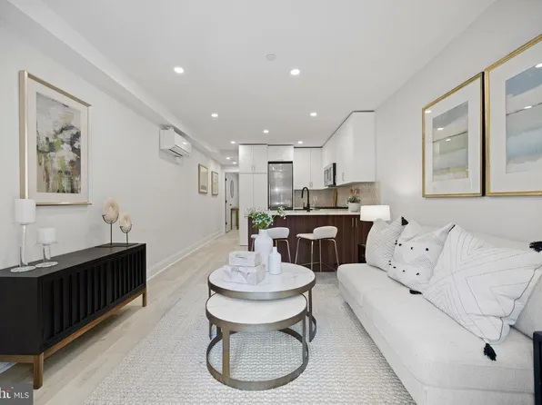 1318 Kenyon St NW, Washington, DC 20010