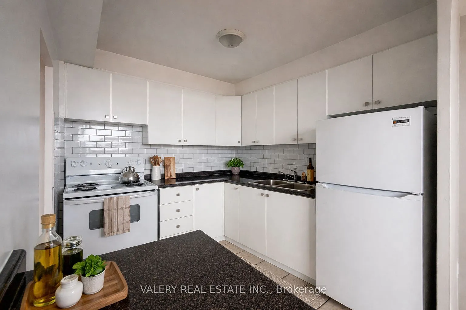 1 bed, $1,900 — Photo 2