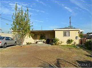 2nd image of 1054 N Del Norte Ave