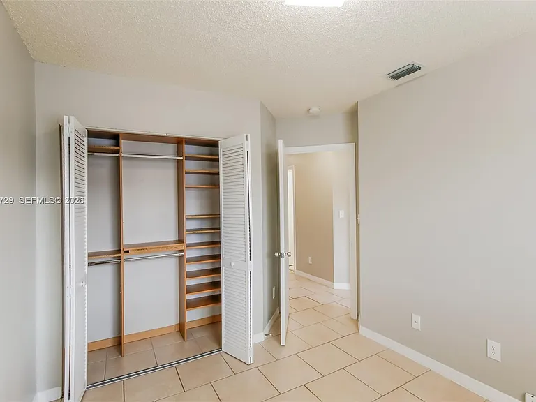 13921 SW 173rd Ter — Photo 14