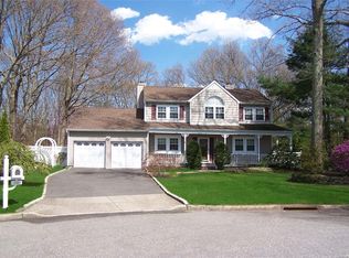 131 Cedar St, Centereach, NY 11720