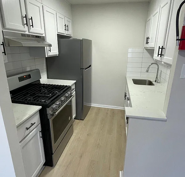 1935 Columbia Ave #1A — Photo 8
