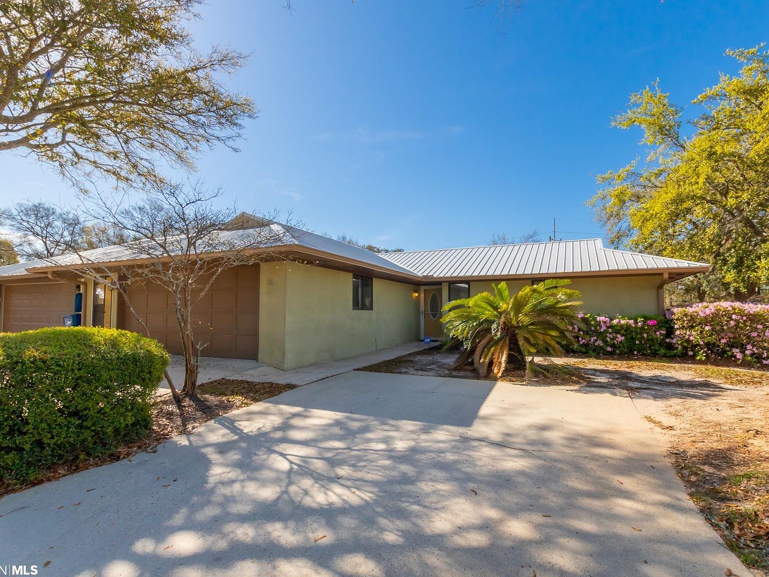 320 W Fort Rd APT 101, Gulf Shores, AL 36542 Zillow