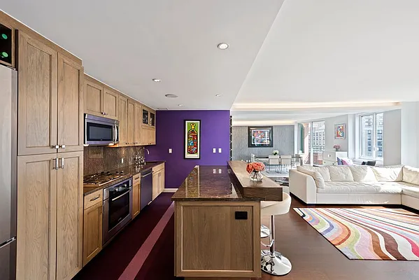 Sold by Nest Seekers International | media 4