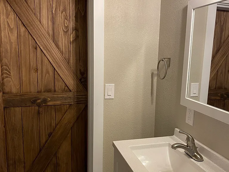 2915 W Platte Ave — Photo 16