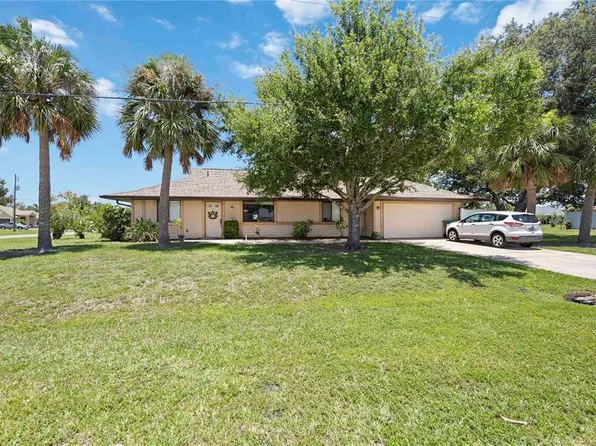27581 Tierra Del Fuego Cir, Punta Gorda, FL 33983
