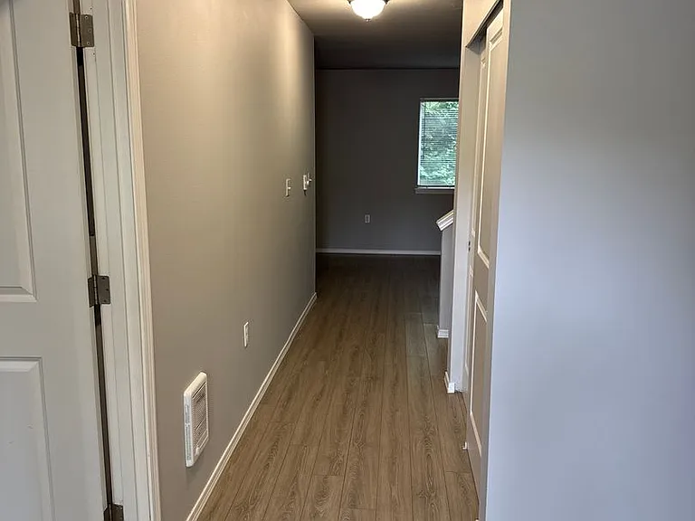 17800 79th Avenue Ct E — Photo 2