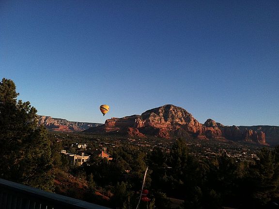 Early morning balloons