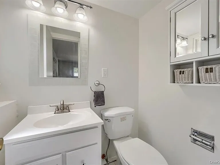 31 Gleason Dr — Photo 22