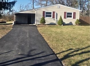 265 Woodside Dr, West Alexandria, OH 45381