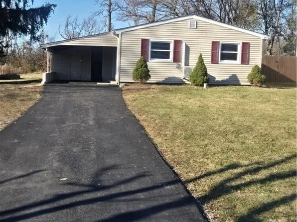 265 Woodside Dr, West Alexandria, OH 45381