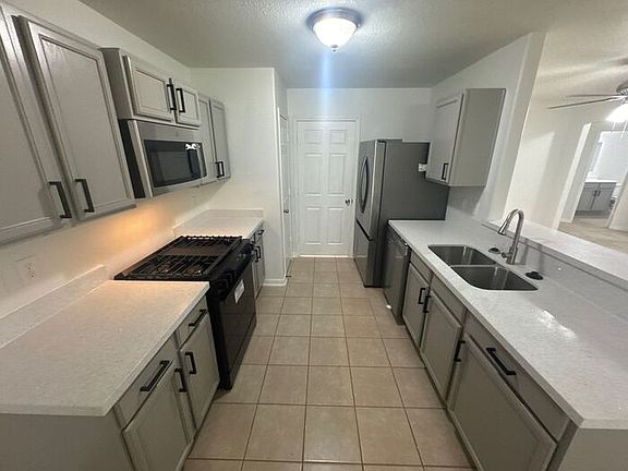 5th image of 16215 Silver Wing Ln