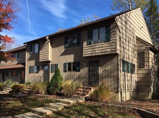 27 Indian Spring Ln, High Bridge, NJ 08829