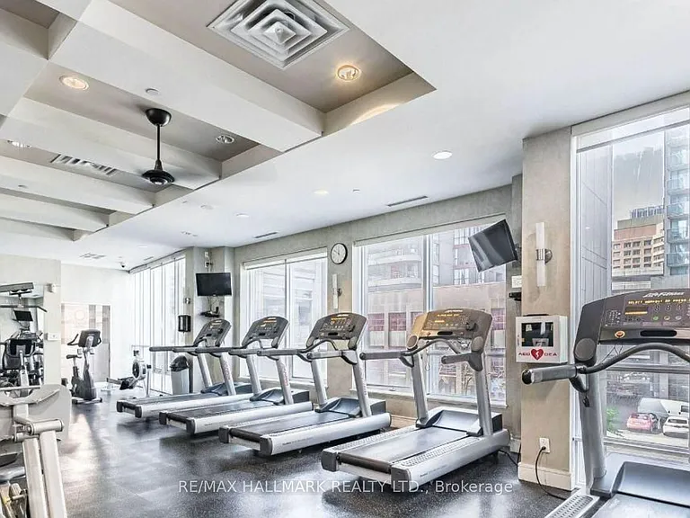 763 Bay St #2109 — Photo 12