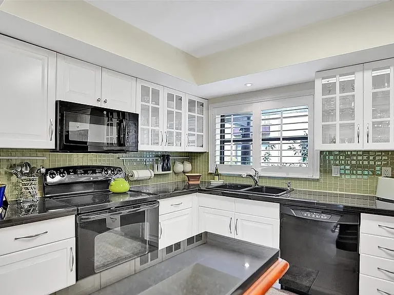 6060 S Falls Circle Dr #313 — Photo 11