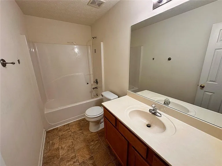 3835 Dandridge Way — Photo 8