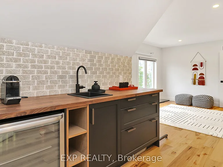 155 Delphi Ln — Photo 17